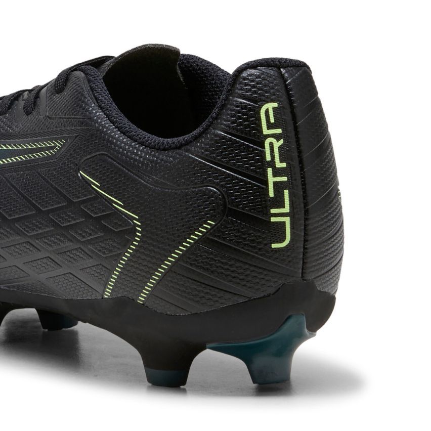 Chaussures Rugby Ultra 6 Play FG/AG Crampons Moulés Terrain Sec/ Mixte noir - Puma